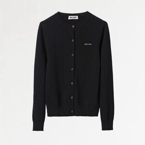 Miu Miu logo-intarsia cashmere cardigan It38